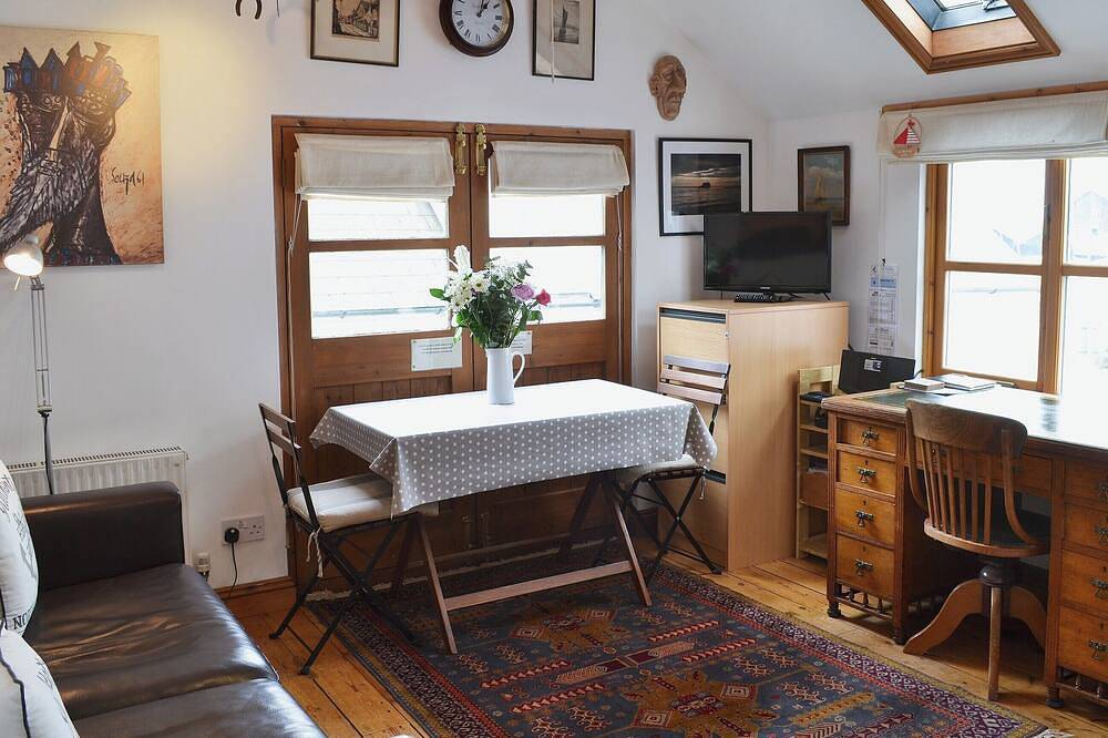 1 bedroom accommodation in West Mersea, near Colchester in Mersea Island, Colchester