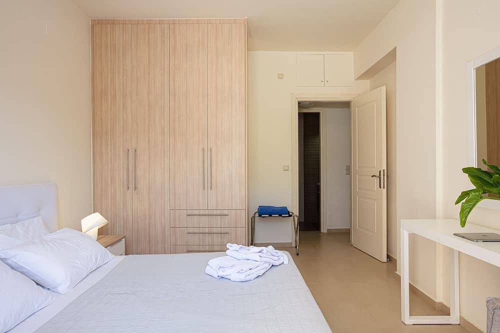 Geheel appartement, A & C Home 1: Two Bedroom Apartment 100m from Plakias Beach sandy beach in Plakias, Rethymno en omgeving