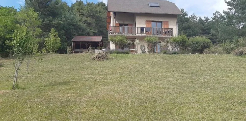 Ferienhaus für 4 Personen, mit Garten und Ausblick sowie Pool - 1