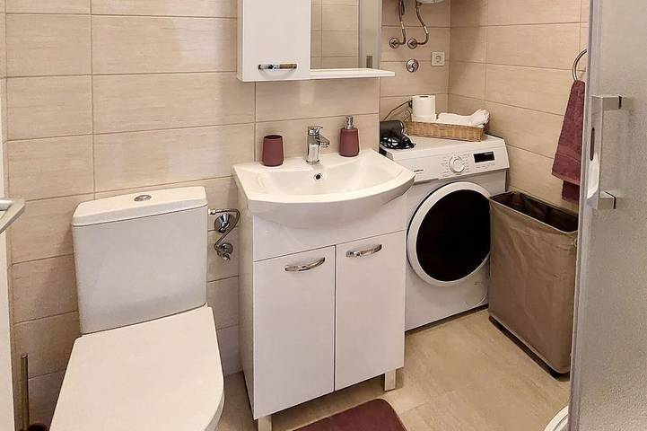 Ganze Wohnung, Ferienwohnung Oliva - Knin in Dalmatinisches Zagora