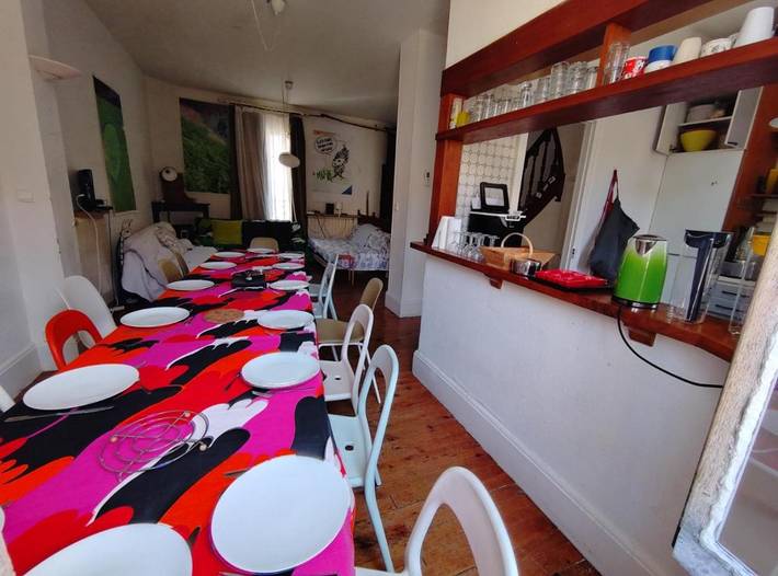 Maison d’hôte pour 20 personnes, avec terrasse