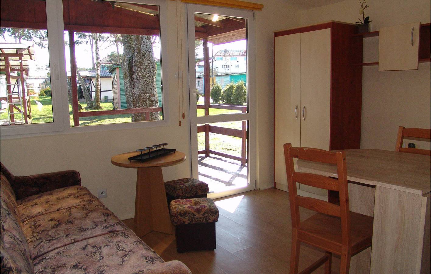 Ferienhaus für 4 Personen mit Pool in Powiat Sławieński