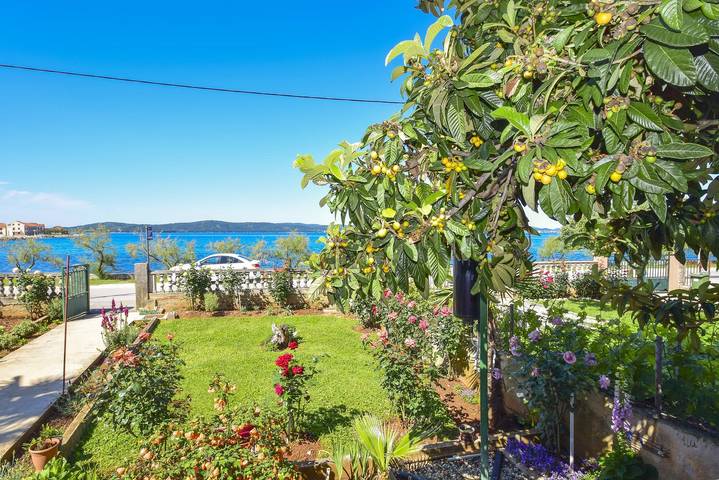 Ferienwohnung für 8 Personen, mit Garten und Balkon in Bibinje - 4