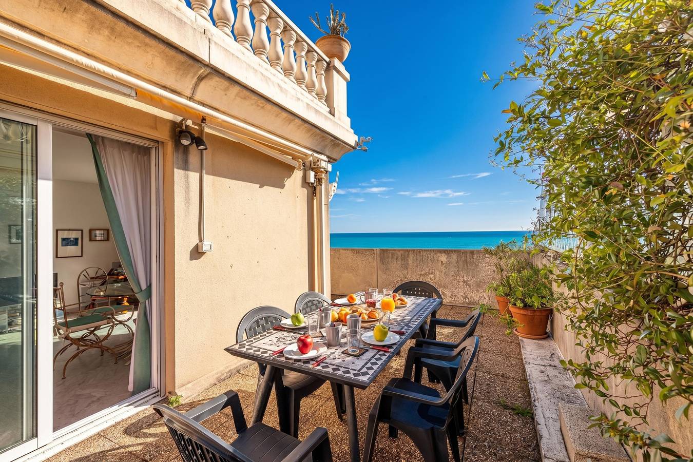 Appartement De Vacances pour 4 Personnes dans Menton, Région de Nice