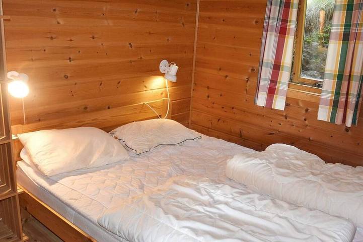 Ferienhaus für 6 Personen, mit Terrasse und Garten in Fræna - 2