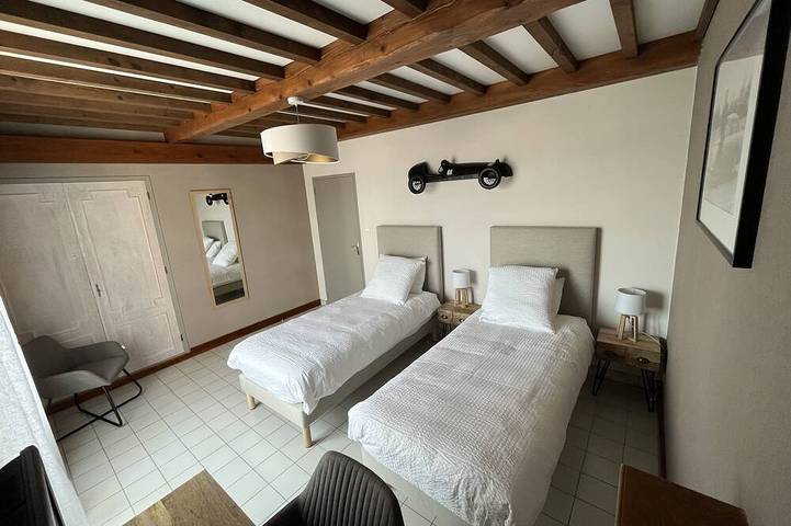 Chambre d’hôte pour 4 personnes, avec piscine à Saint-Quentin-la-Poterie - 4