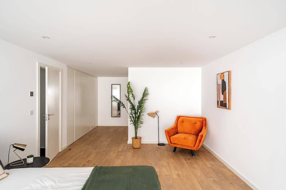 Hazel Orange Villa, Sintra, Lisbon in Sintra, Costa de Lisboa