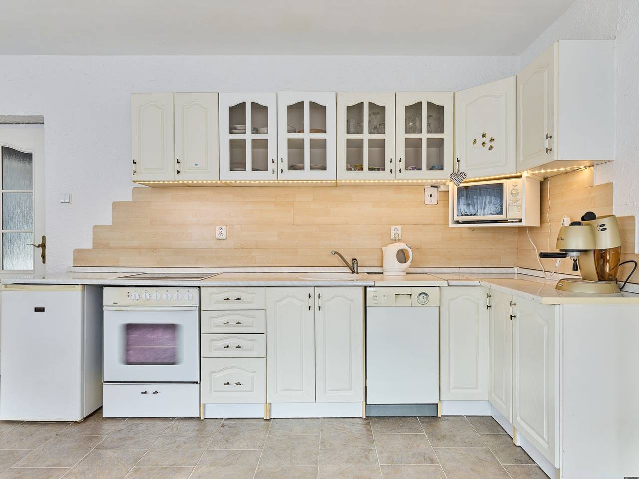 Ganze Wohnung, Ferienwohnung für 4 Personen mit Garten in Vrchlabí, Region Trautenau