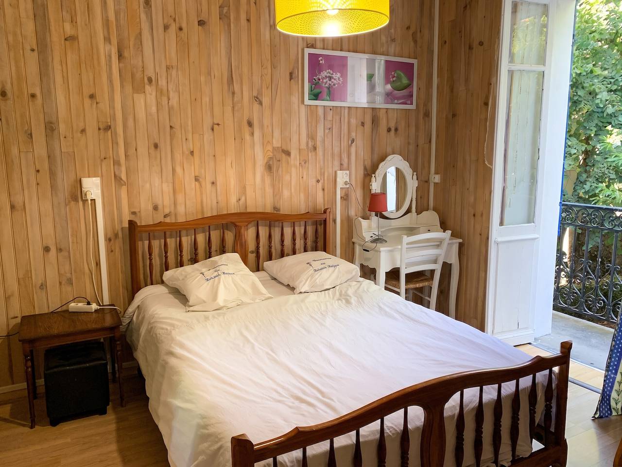 Apartamento entero, Apartamento acogedor en Néris-les-Bains, 20 m², balcón con vista in Néris-les-Bains, Región de Montluçon
