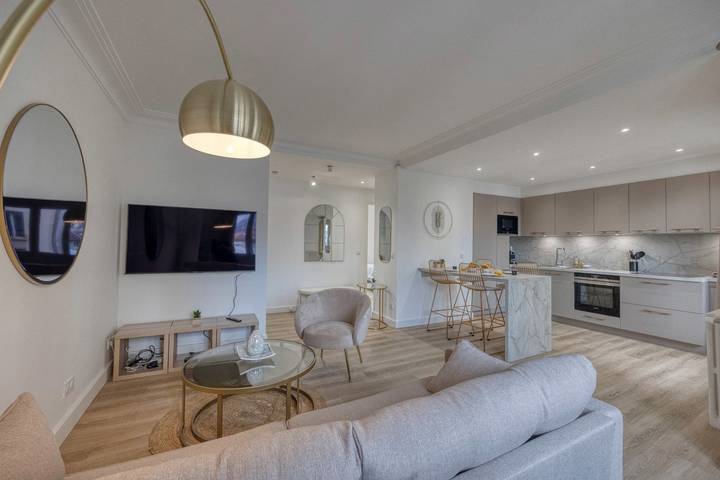 Gîte pour 4 personnes, avec balcon, adapté aux familles à Grenoble - 2