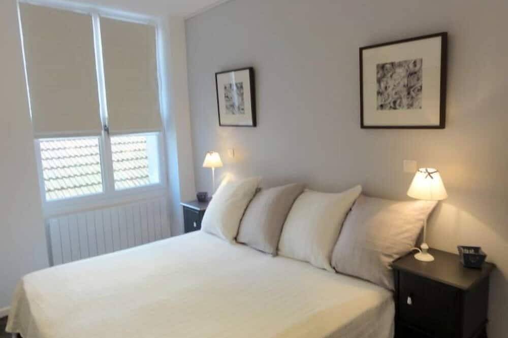 Appartement entier, ★ Magnifique appartement près du Château! in Versailles, Yvelines