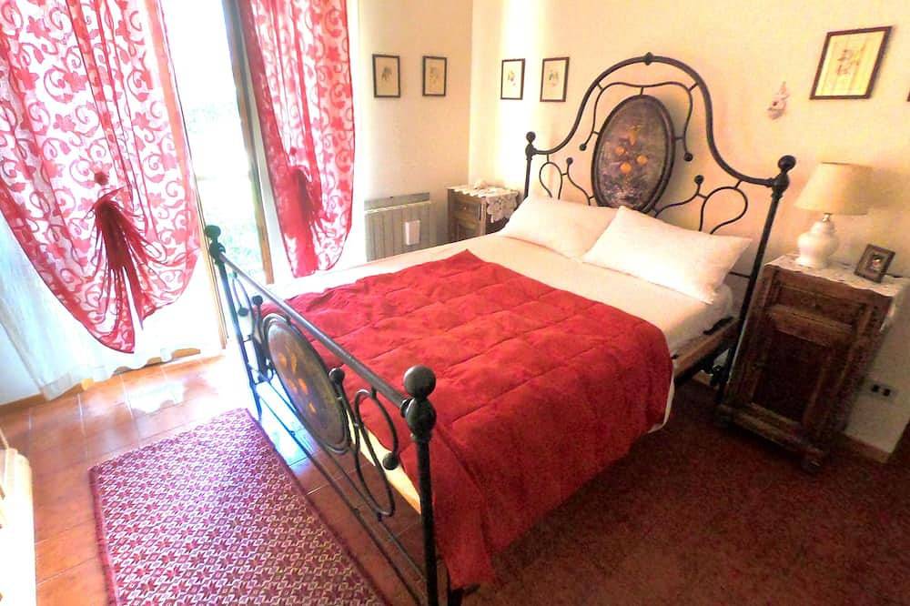 Appartamento intero, Myhome Cozy Wi Fi Fiber apartment with free parking  in Montepulciano, Siena e dintorni