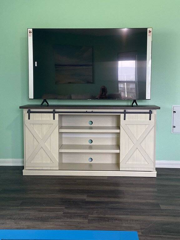 Ganze Wohnung, #1 Vrbo Rated Surf City Condo! 1 min walk to Beach & Pool! 1 Bedroom + Bunks 😃 in Topsail Island