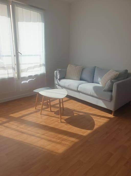 Appartement entier, One-Bedroom Apartment in Morangis, Essonne