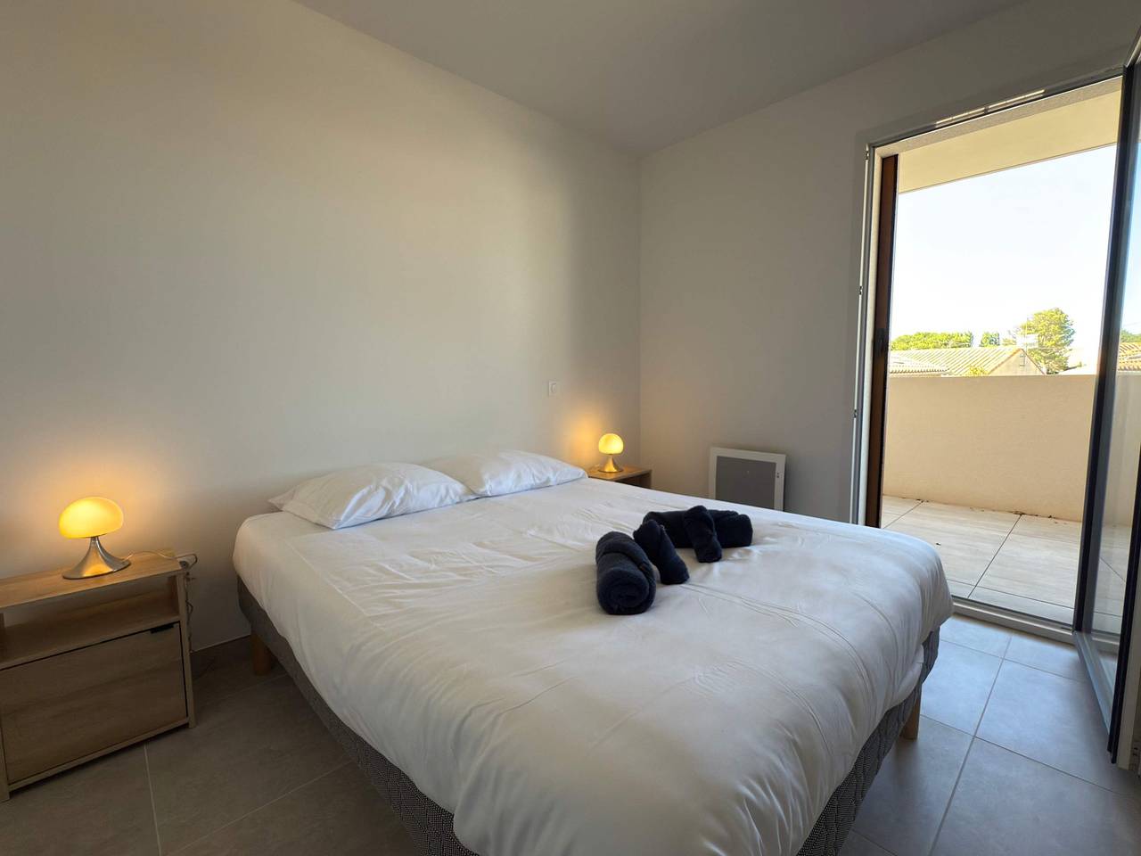 Entire apartment, F3 Confort & Piscine , 300m de la Plage in Sérignan, Côte d'Améthyste