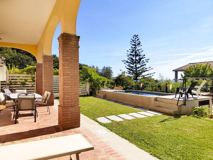 Appartamento per 4 persone, con terrazza e giardino a Marina di Ascea