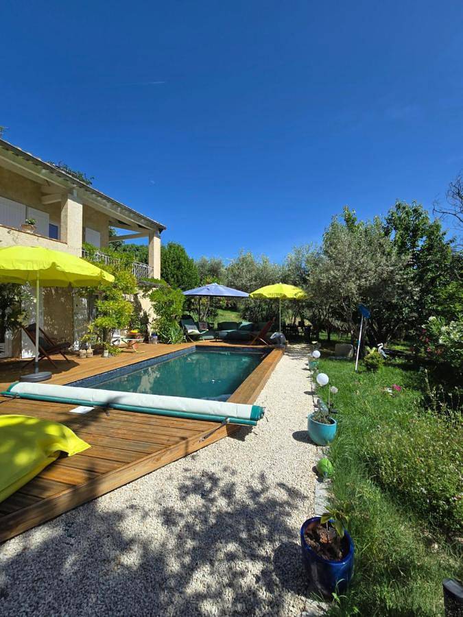 Maison d’hôte pour 2 personnes, avec Terrasse et Jardin ainsi que Piscine et Vue dans Drôme provençale - 2