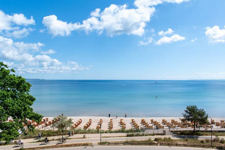 Ferienwohnung für 3 Personen, mit Meerblick und Balkon sowie Pool, mit Haustier in Scharbeutz - 2