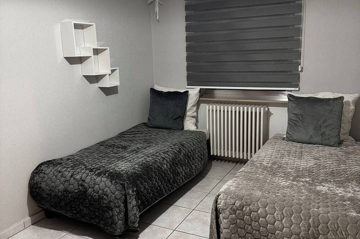 130qm Apartment mit Garten und Stellplatz in Riegelsberg, Saarbrücken & Umgebung