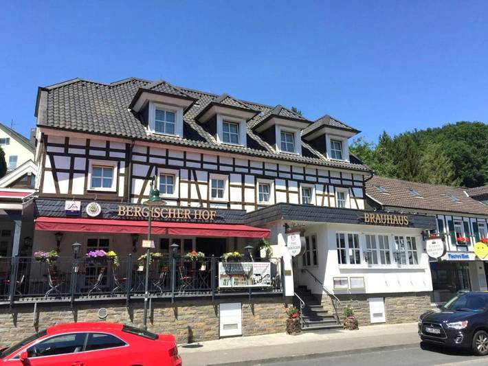 Ferienhaus, mit Terrasse und Ausblick in Overath