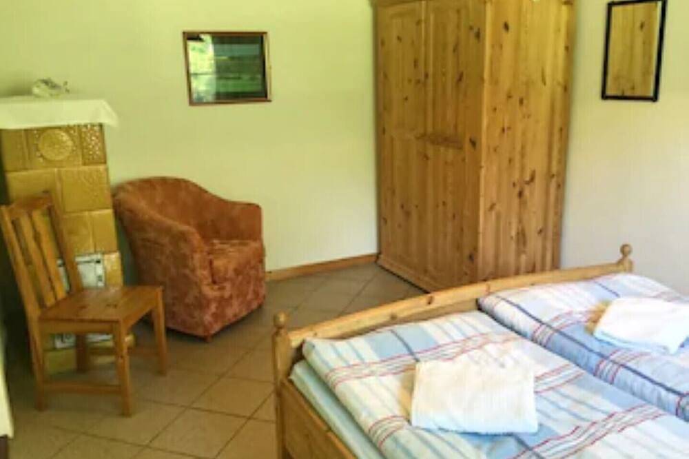 Ganze Wohnung, Landidylle auf dem Halbecks Hof für 4-5 Personen, Halbecks-Hof in Lieschow, Ummanz
