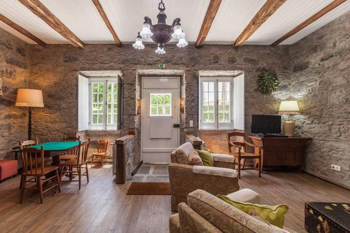 Casa de férias para 8 pessoas, com jardim e terraço e ainda vista em Furnas
