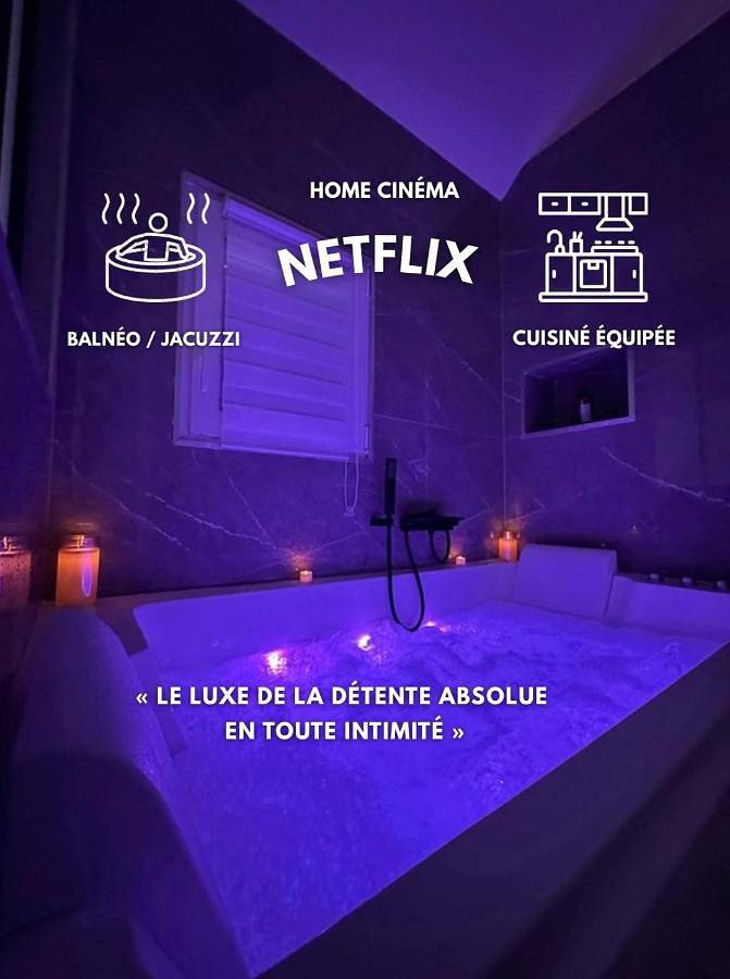 Location de vacances pour 2 personnes, avec Jacuzzi et Terrasse ainsi que Jardin et Piscine à Clermont (Oise)