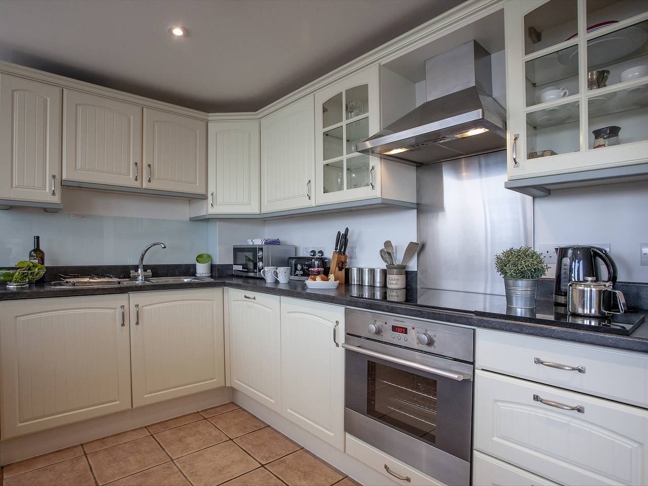 Entire apartment, Cove View in Porthcurno, Cornwall