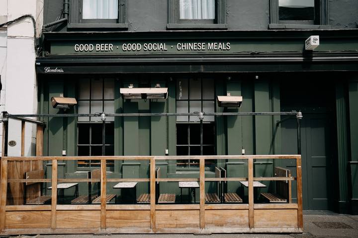 Ganze Ferienwohnung, Converted Bar & Chinese Takeaway in Belfast, Grafschaft Antrim