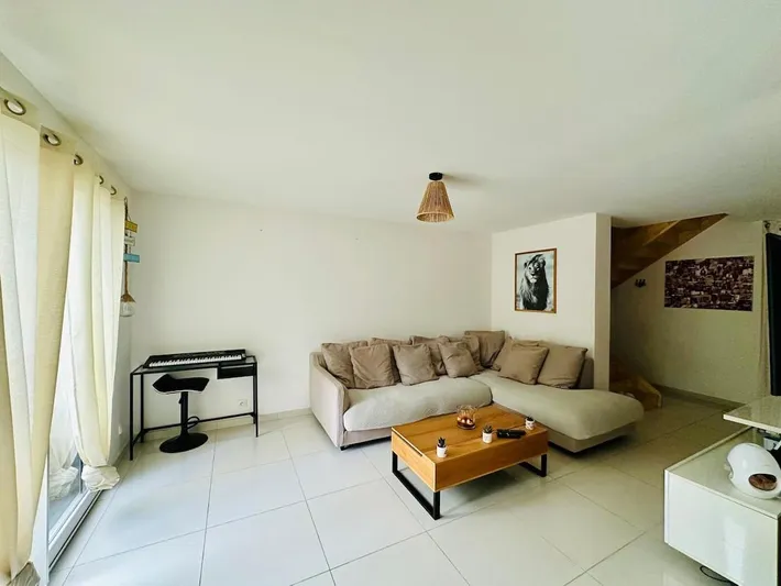 Chalet para 6 personas, con vistas al lago y vistas además de piscina y jardín - 1