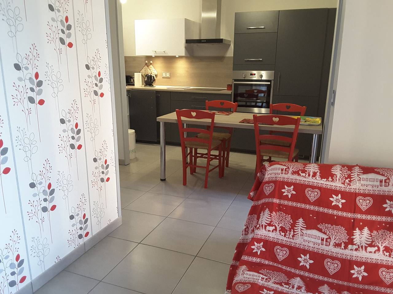 Apartamento entero, Apartamento acogedor con piscina privada en Métabief - 38 m² in Mouthe-Lac et Mont d’Or, Doubs (desambiguación)
