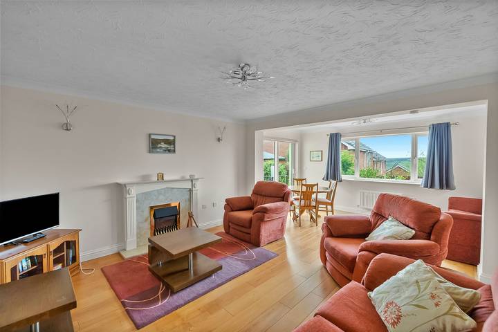 Bungalow für 4 Personen, mit Garten - 1