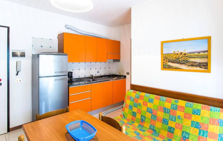 Appartement de vacances entier, Appartement en bord de mer avec piscine, climatisation, terrasse et parking in Bibione, San Michele al Tagliamento