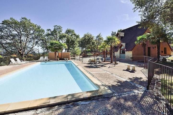 Holiday home for 10 people, with garden - 1