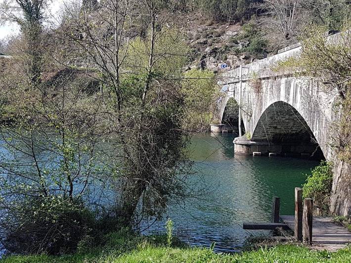 Location de vacances pour 18 personnes, avec piscine et vue sur le lac ainsi que jardin et vue à Pontevedra - 3