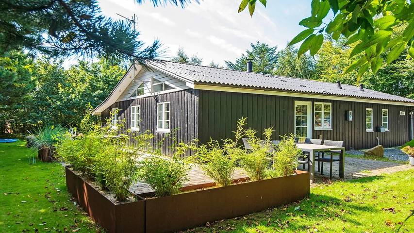 Ferienhaus für 9 Personen, mit Terrasse und Sauna