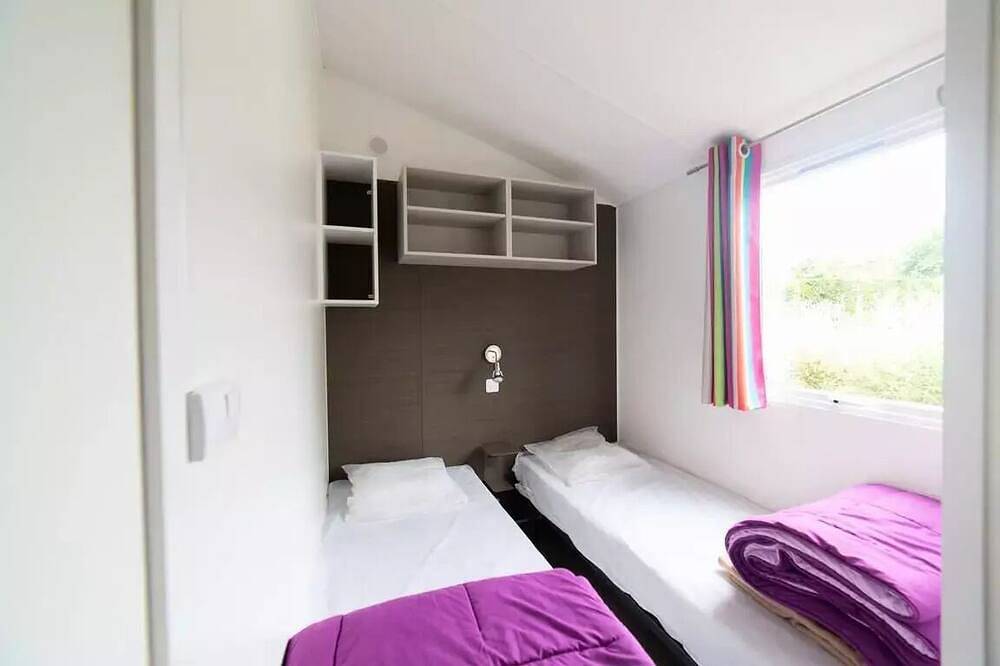 Mobil-home - 40m²  - 3 chambres - Terrasse - 6 personnes in Bénodet, Région de Quimper