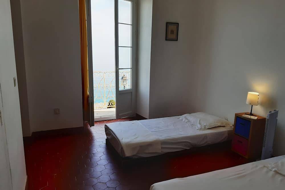Appartement entier, Grand appartement face à la mer in Erbalunga, Brando