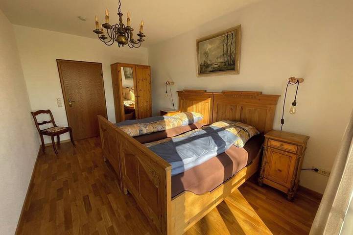 Ganze Wohnung, Ferienwohnung mit Terrasse in bäuerlich, ländlicher Umgebung am Niederrhein. in Kalkar, Kreis Kleve