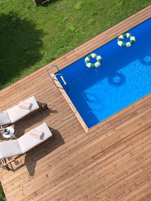 Gîte pour 4 personnes, avec jardin ainsi que terrasse et piscine à La Ferté-sous-Jouarre