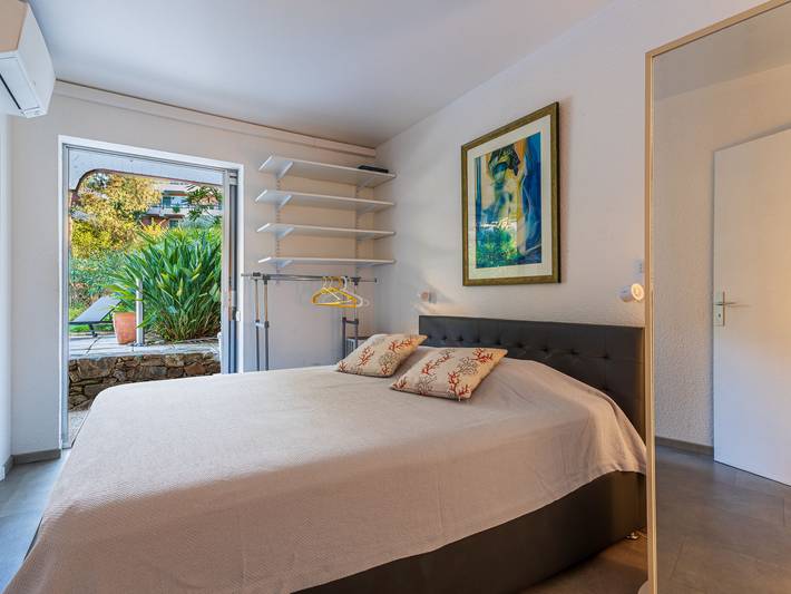 Gîte pour 4 personnes, avec jardin et terrasse à Saint-Tropez - 4