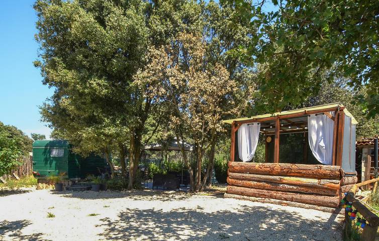 Camping pour 2 personnes, avec Terrasse et Jardin