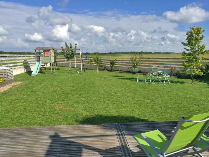 Location de vacances pour 6 personnes, avec bassin pour enfant ainsi que jardin et piscine à Sainte-Soulle - 2