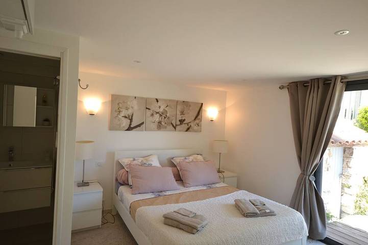 Villa pour 6 personnes, avec jardin et jacuzzi à Cagnes-sur-Mer - 2