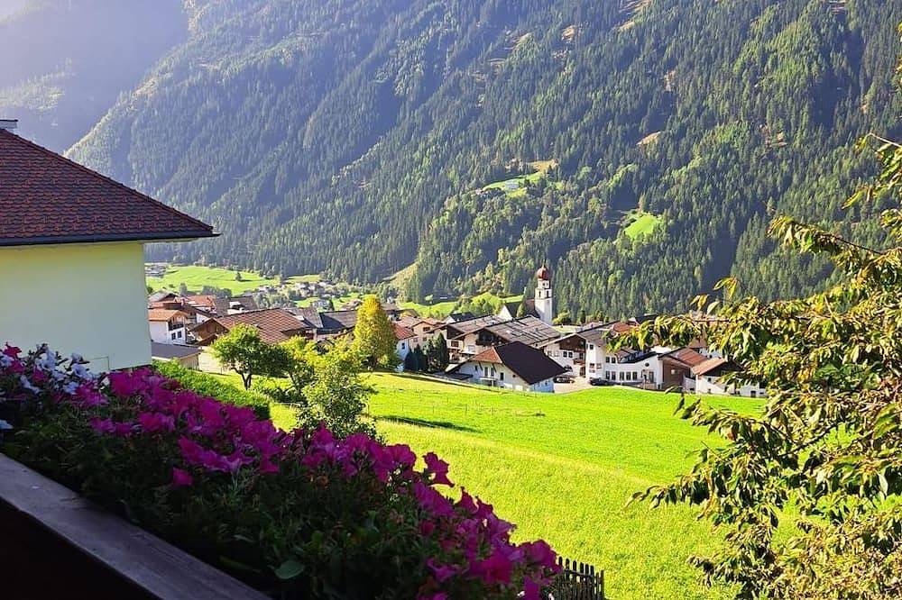 Geheel appartement, Haus Marion - Ferienwohnung in Jerzens, Bezirk Imst