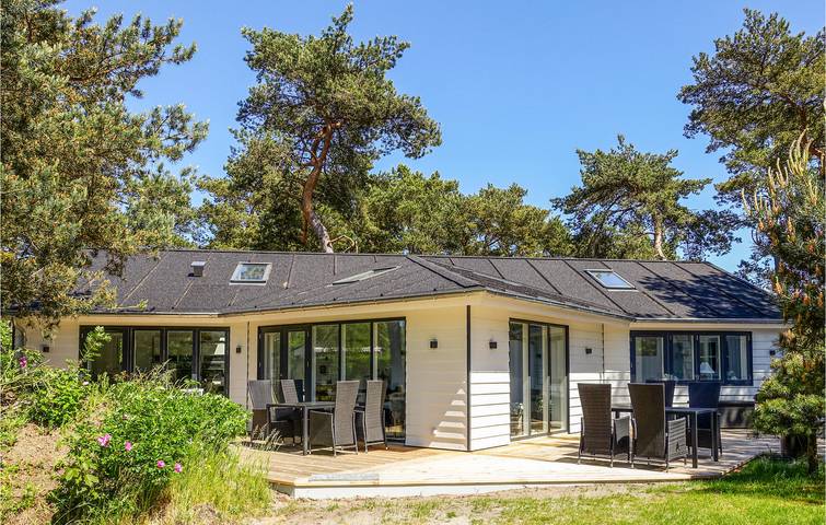 Ferienhaus für 8 Personen, mit Terrasse