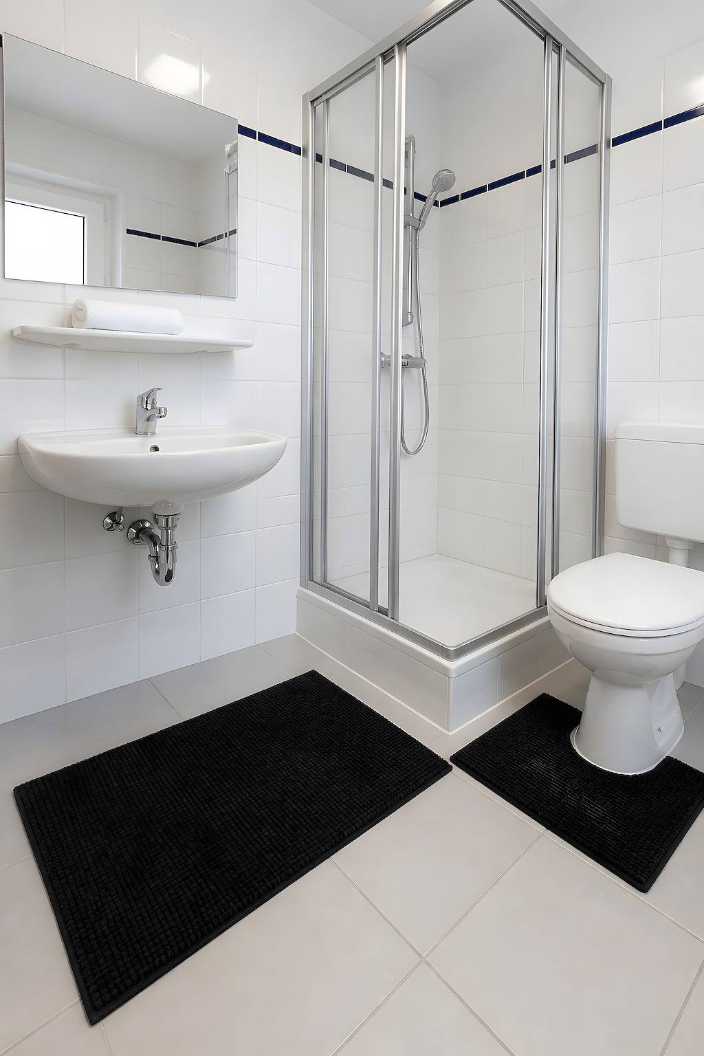 Einzelzimmer mit eigenem Wc, Gemeinschaftsküche und Wlan in Lübeck (Stadt), Lübeck