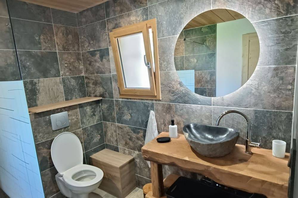 Ganze Wohnung, Charmant Appartement Proche de Briançon et Serre Chevalier in Cervières, Briançon und Umgebung