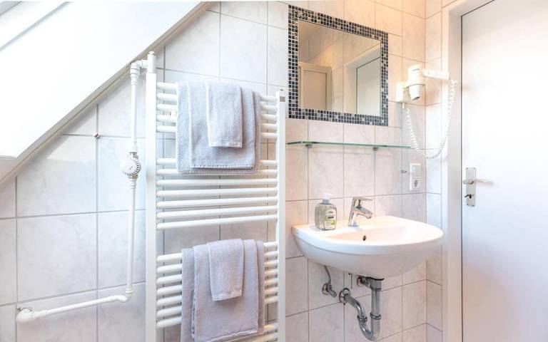 Ferienwohnung für 2 Personen, mit Balkon und Garten sowie Ausblick in Witsum - 4