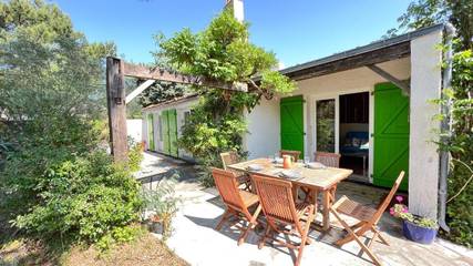 Cottage pour 4 personnes, avec jardin dans Plage Du Gros Jonc Le Bois Plage En Re